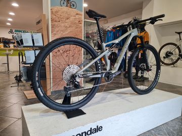 Cannondale Scalpel 3 2025 2025 Mountainbike usato, Grigio chiaro — immagine 13 di 14