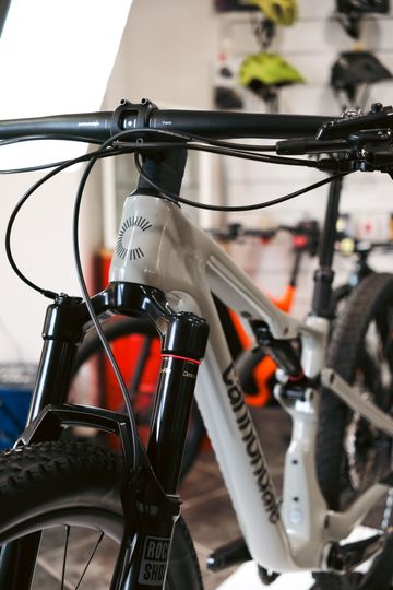 Cannondale Scalpel 3 2025 2025 Mountainbike usato, Grigio chiaro — immagine 5 di 14