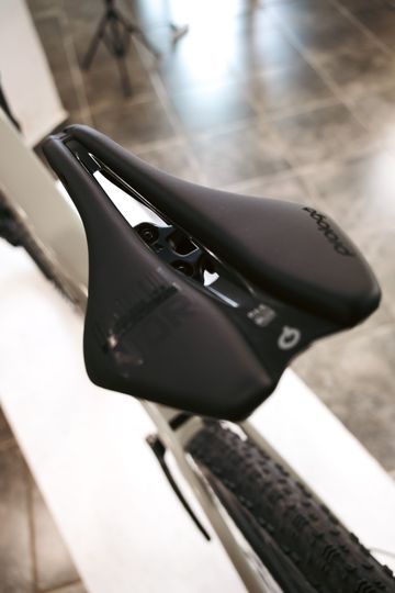 Cannondale Scalpel 3 2025 2025 Mountainbike usato, Grigio chiaro — immagine 7 di 14
