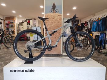 Used Cannondale Scalpel 3 2025 2025 Mountainbike, Gris claro — image 10 of 14