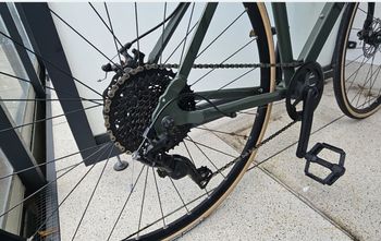 Used TRIBAN Gravel Bike GRVL 120 2024 2024 Road & Gravel, Grün — image 3 of 3
