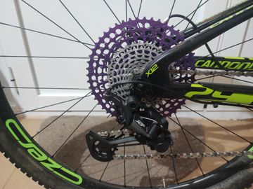 Used Cannondale Scalpel Shimano Deore XT 2018 Mountainbike, Green — image 3 of 11