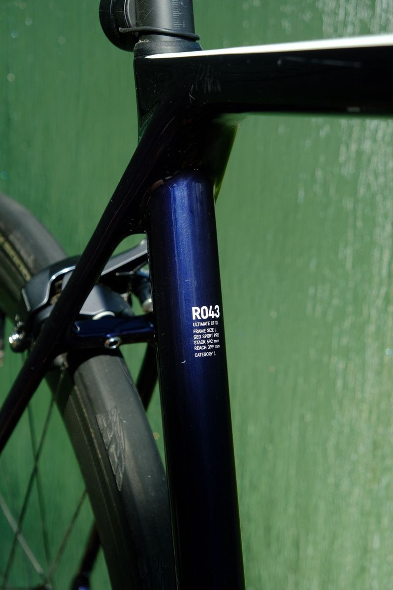 Canyon Ultimate CF SL 8.0 2020 2020 Road & Gravel d'occasion — image 5 sur 10