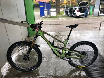 Used Cannondale Jekyll Shimano Deore XT 2022 Mountainbike, Green — image 1 of 12