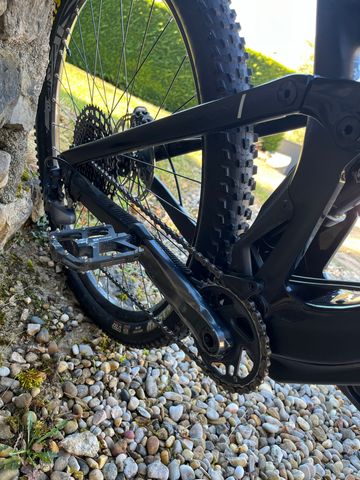 Brugt Lapierre Zesty AM CF 6.9 2021 2021 Mountainbike — billede 4 af 8