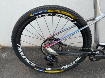 Used SUNN Custom SRAM XX1 Eagle AXS 2023 Mountainbike, Light Gray — image 9 of 9