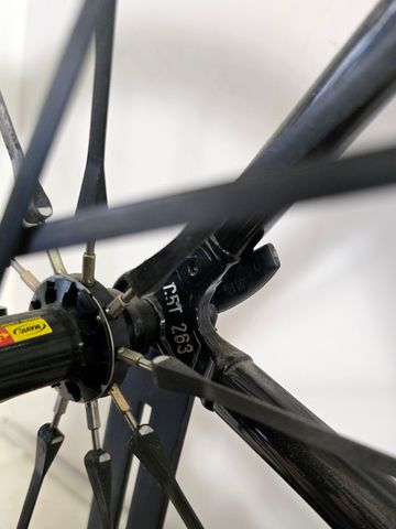 Used Colnago Custom Campagnolo Super Record EPS 2013 Road & Gravel, Red — image 8 of 10