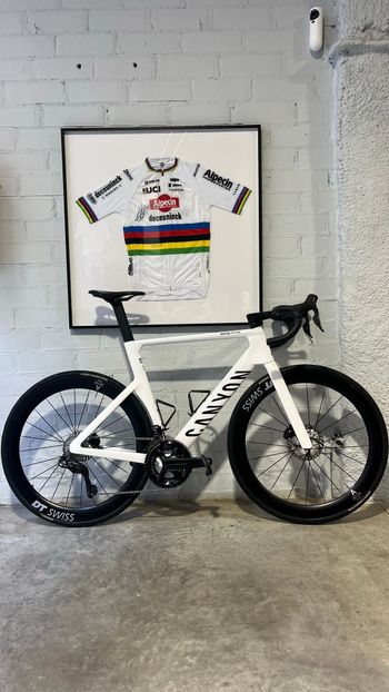 Canyon, Aeroad CF SLX 8 Di2 2026