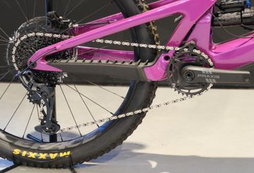 Used Santa Cruz C S-kit 2024 Mountainbike, Purple — image 2 of 4