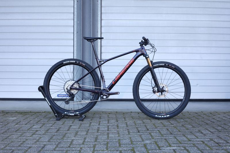 Käytetty Lapierre Prorace CF 8.9 2023 2023 Mountainbike — kuva 1 / 6