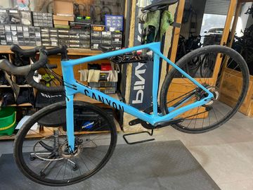 Używany Canyon Endurace CF 8 2022 2022 Road & Gravel — zdjęcie 1 z 5