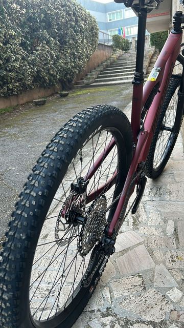 Used Megamo VITAE Shimano Deore XT 2024 Mountainbike, Red — image 4 of 4