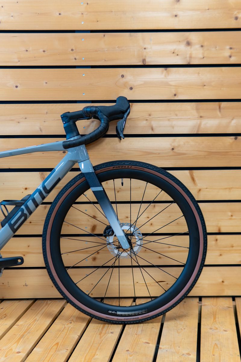 Used BMC Kaius 01 THREE 2026 2026 Road & Gravel, Light Gray — image 2 of 10