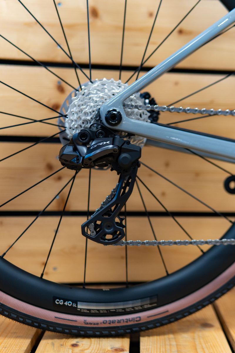 Used BMC Kaius 01 THREE 2026 2026 Road & Gravel, Light Gray — image 4 of 10