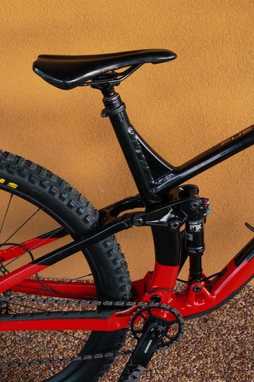 Używany Trek Fuel EX 7 2021 2021 Mountainbike — zdjęcie 9 z 10
