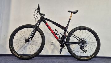 Used Trek Supercaliber SRAM XX SL Eagle AXS (T-Type) 2024 Mountainbike, Black, 29 — image 2 of 10
