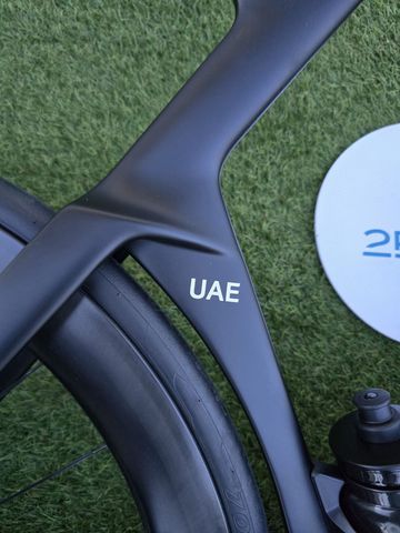 Used Colnago Y1Rs Shimano Ultegra Di2 2026 Road & Gravel, Black — image 6 of 15