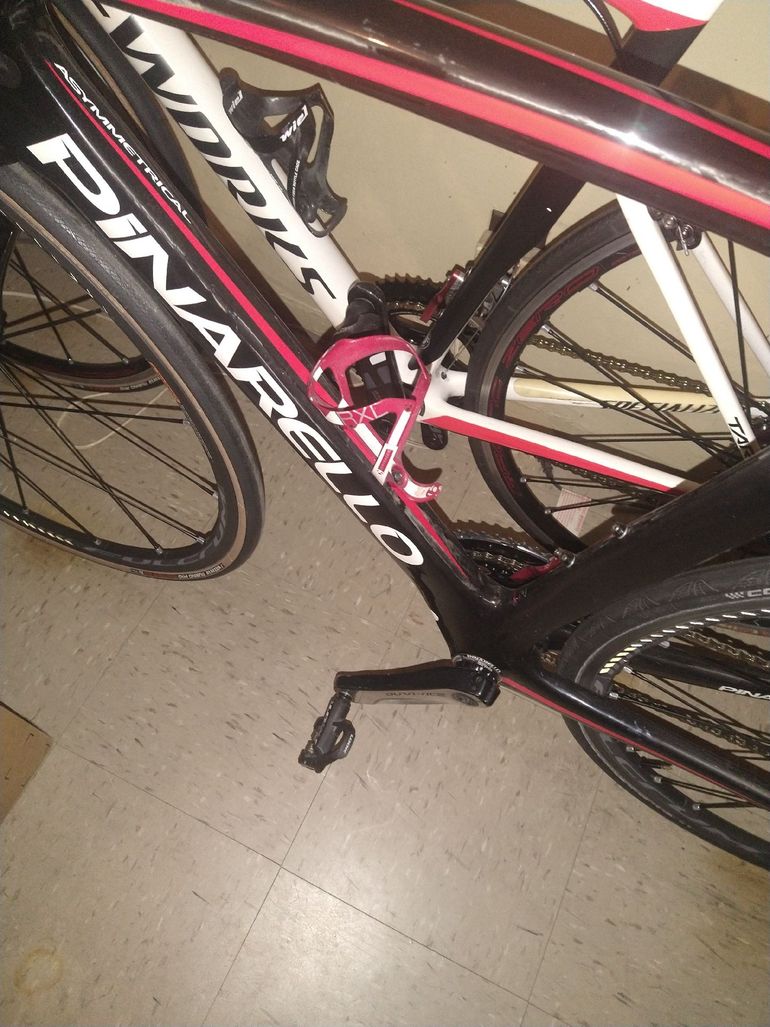 Used Pinarello GAN 105 Bike 2020 Frameset 2020 Road & Gravel, Black — image 9 of 10