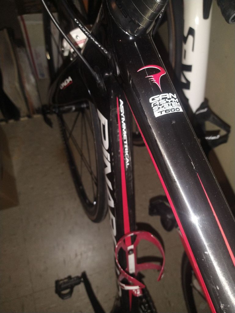 Used Pinarello GAN 105 Bike 2020 Frameset 2020 Road & Gravel, Black — image 5 of 10