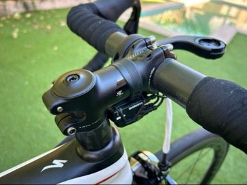 Used Specialized Tarmac Shimano Dura Ace Di2 2015 Road & Gravel, White — image 7 of 10
