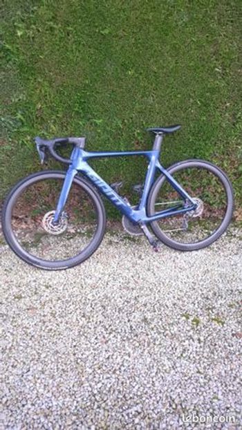 Used Giant Propel Advanced Pro Disc 2019 2019 Road & Gravel, Blue — image 2 of 6