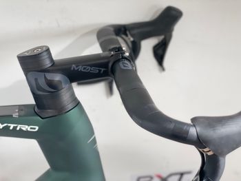 Used Pinarello Nytro Shimano Ultegra Di2 2025 Road & Gravel, Grün — image 4 of 6