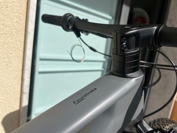 Used BMC Fourstroke FOUR 2023 2023 Mountainbike, Light Gray, 29 — image 6 of 8