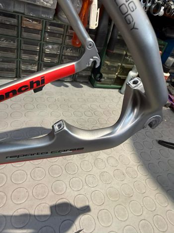 Used Bianchi Infinito CV Disc Q.R. NOS. Frameset 2016 Road & Gravel — image 14 of 17