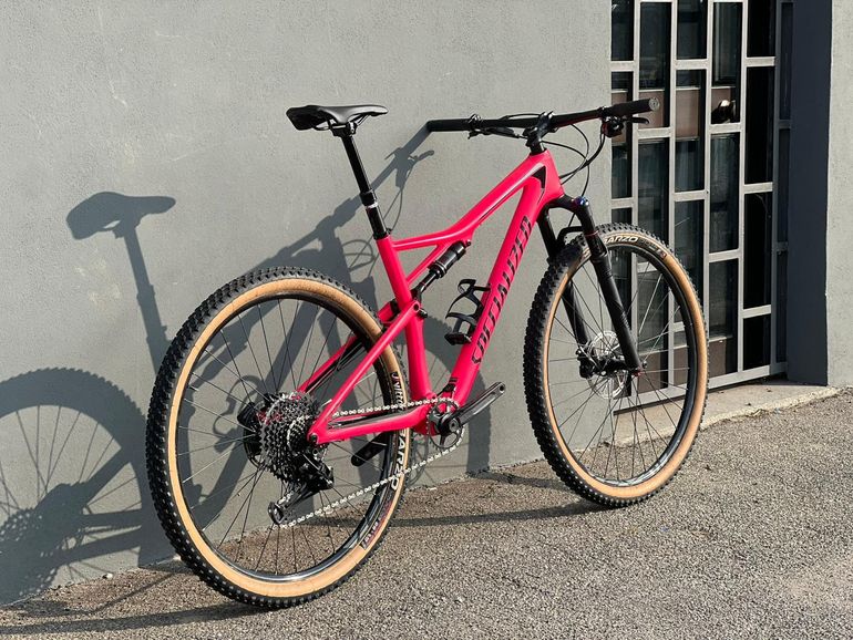 Used Specialized Men's Epic Comp Carbon 2020 2020 Mountainbike, Red, 29 — image 2 of 6