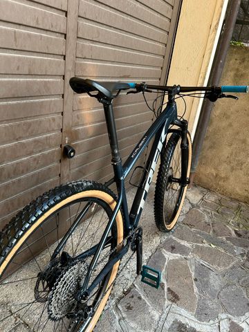 Used Trek X-Caliber 9 2021 2021 Mountainbike, Blue, 29 — image 6 of 6