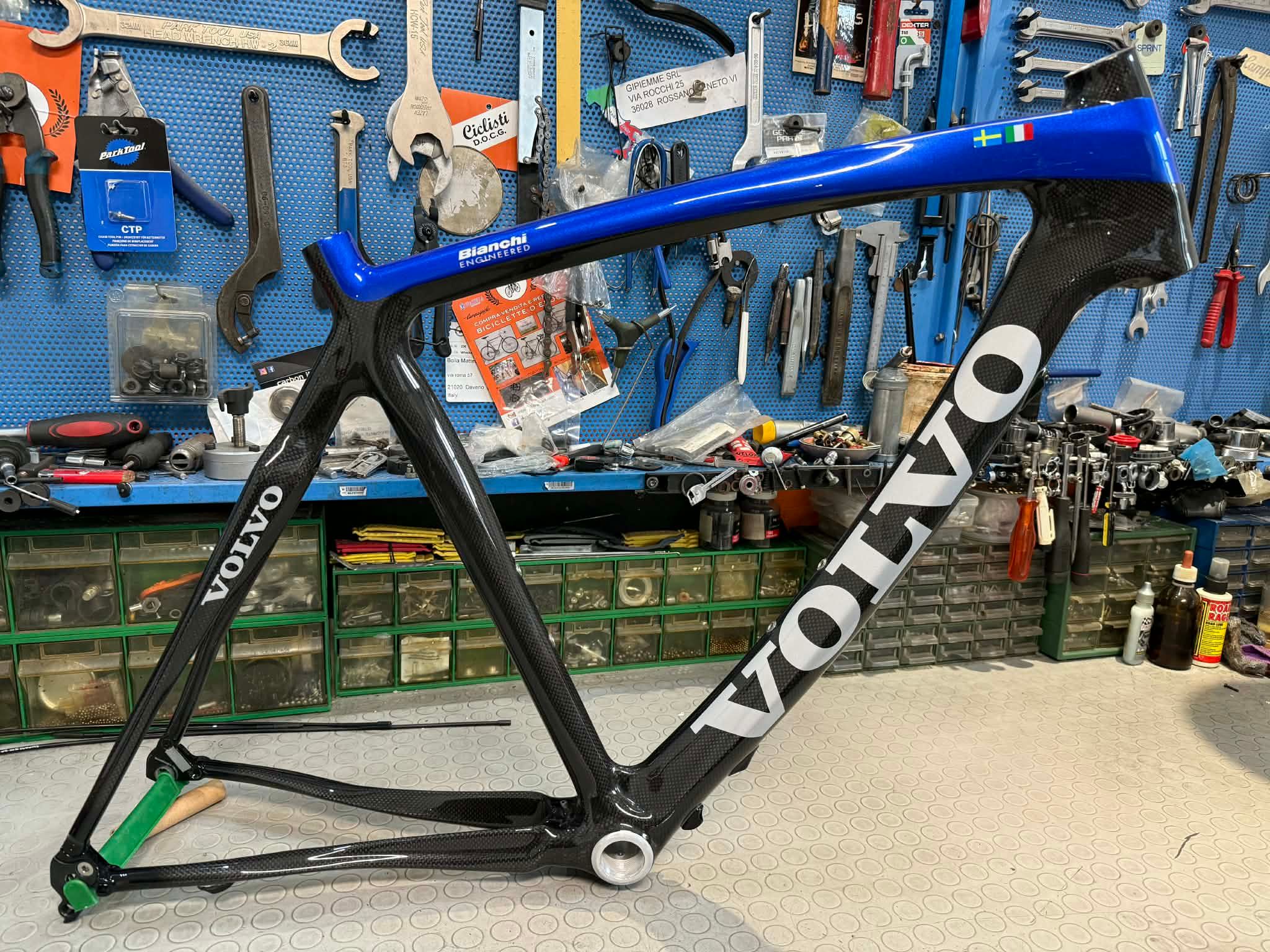 Used Bianchi C2C VOLVO Only Frame NO FORK!. Frameset – € 300