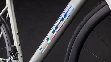 CUBE ATTAIN C:62, SLX 2026 2026 Road & Gravel usato, Grigio chiaro — immagine 3 di 4