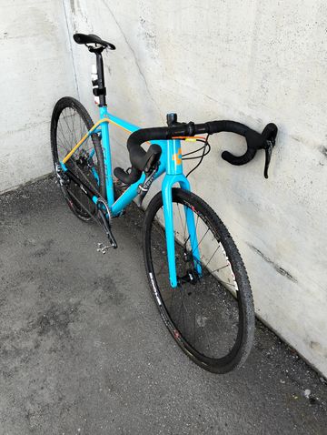 Used CUBE CROSS RACE SLT 2017 2017 Road & Gravel, Blue — image 3 of 13