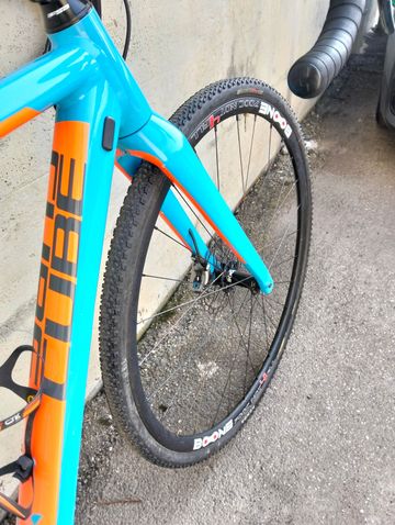 Used CUBE CROSS RACE SLT 2017 2017 Road & Gravel, Blue — image 7 of 13