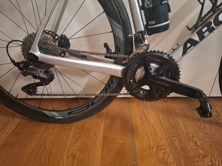 Used Argon 18 Gallium CS Disc (INT) Shimano 105 2022 2022 Road & Gravel, Grigio chiaro — image 3 of 5