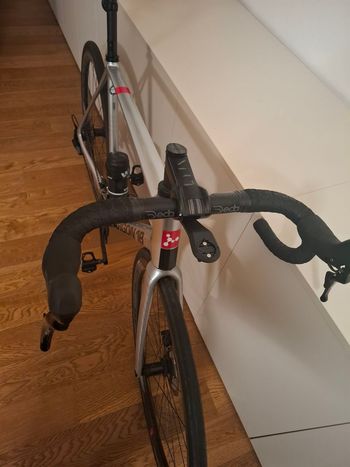 Used Argon 18 Gallium CS Disc (INT) Shimano 105 2022 2022 Road & Gravel, Grigio chiaro — image 4 of 5