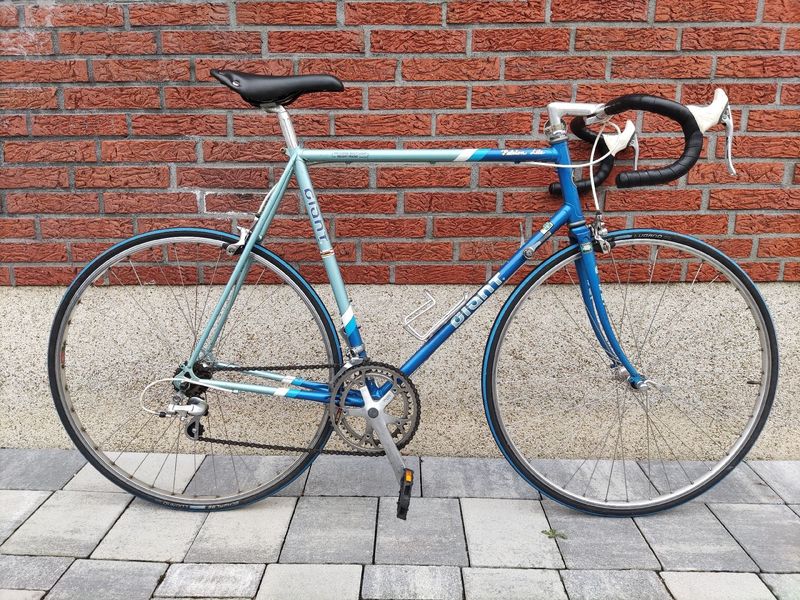 Used Giant Peloton Other Shimano 1988 Road & Gravel