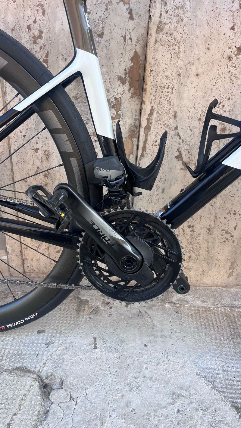 Used Cannondale SuperSix EVO SRAM Force eTap AXS 2023 Road & Gravel, Black — image 8 of 18