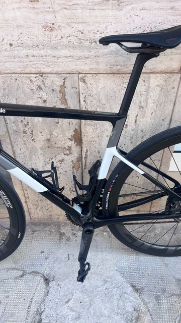 Used Cannondale SuperSix EVO SRAM Force eTap AXS 2023 Road & Gravel, Black — image 10 of 18