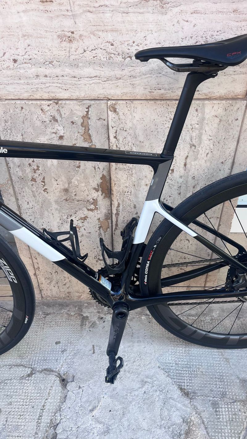 Used Cannondale SuperSix EVO SRAM Force eTap AXS 2023 Road & Gravel, Black — image 10 of 18