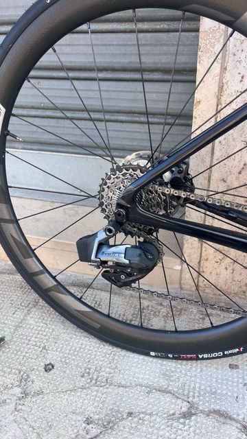 Used Cannondale SuperSix EVO SRAM Force eTap AXS 2023 Road & Gravel, Black — image 7 of 18
