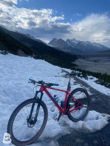 Used Trek Procaliber 9.9 SL 2019 2019 Mountainbike, Red — image 4 of 5
