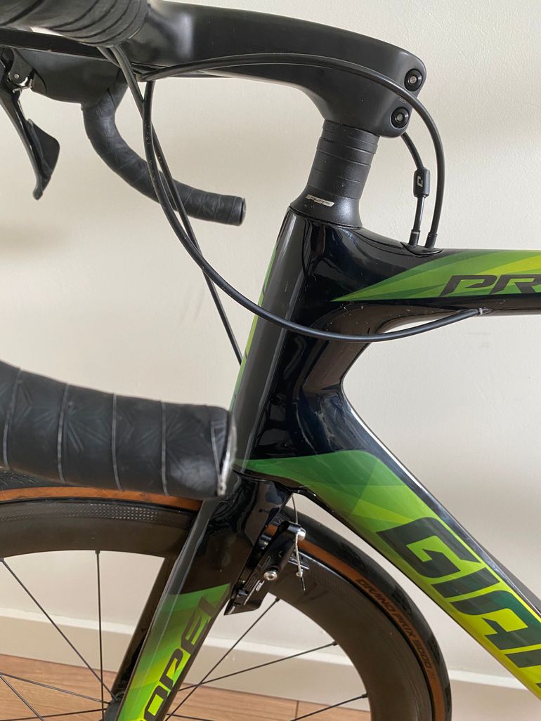 Used Giant Propel Advanced 1 2018 2018 Road & Gravel, Black — image 6 of 10