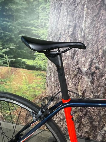 Used Specialized Tarmac Pro Ultegra Di2 2017 2017 Road & Gravel, Red — image 7 of 10