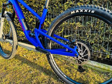 Used Santa Cruz Tallboy SRAM GX Eagle 2023 Mountainbike, Blue — image 3 of 7