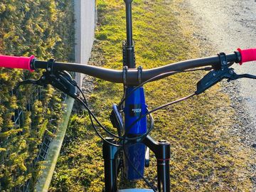 Used Santa Cruz Tallboy SRAM GX Eagle 2023 Mountainbike, Blue — image 6 of 7