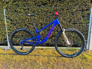 Used Santa Cruz Tallboy SRAM GX Eagle 2023 Mountainbike, Blue — image 2 of 7