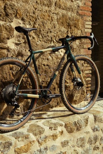 Used Belle cycles Custom Shimano Ultegra Di2 2023 Road & Gravel