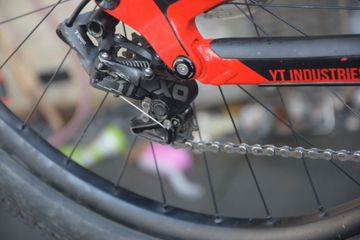 Brugt YT Industries Tues SRAM X01 DH 2018 Mountainbike — billede 28 af 31