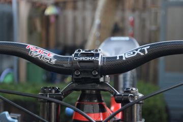 Brugt YT Industries Tues SRAM X01 DH 2018 Mountainbike — billede 22 af 31